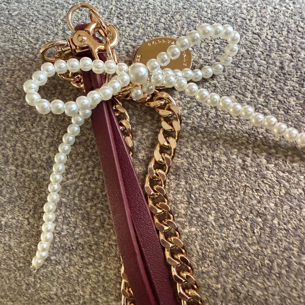 Poppy and Peonies Gold and Burgundy Chain Keychain